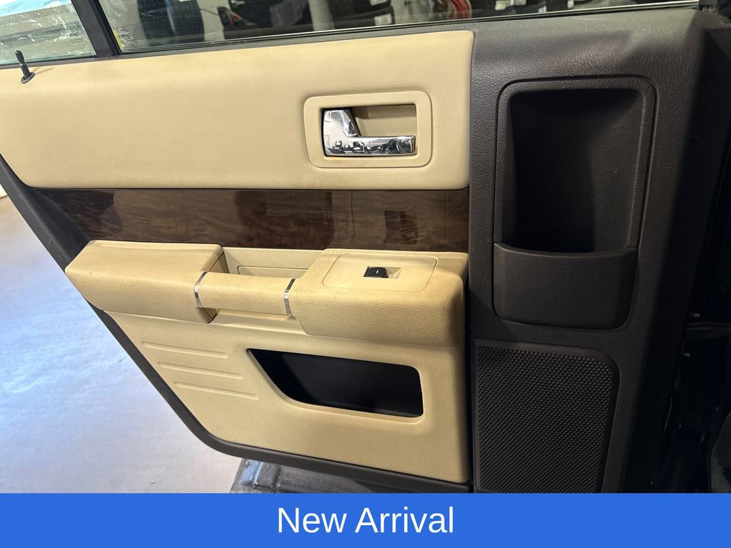 Used 2018 Ford Flex Limited w/ Equipment Group 303A AWD/4WD image 13