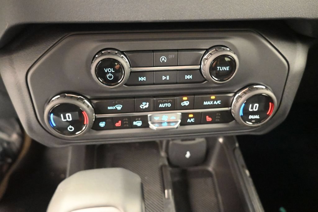New 2026 Ford Bronco Outer Banks AWD/4WD image 3