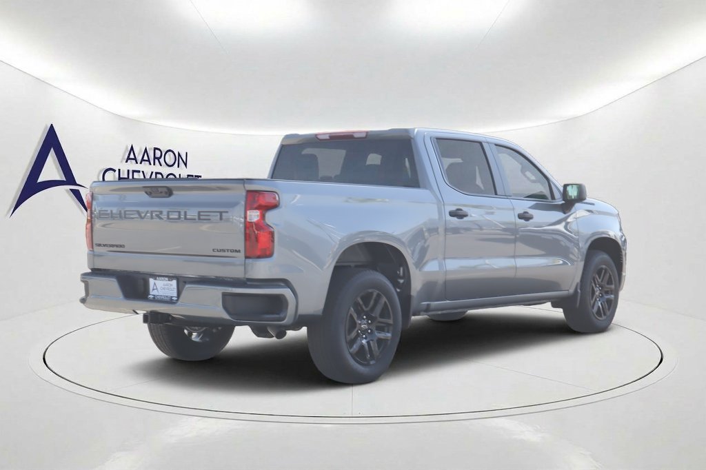 New 2026 Chevrolet Silverado 1500 Custom w/ LPO, Dark Essentials Package RWD image 4