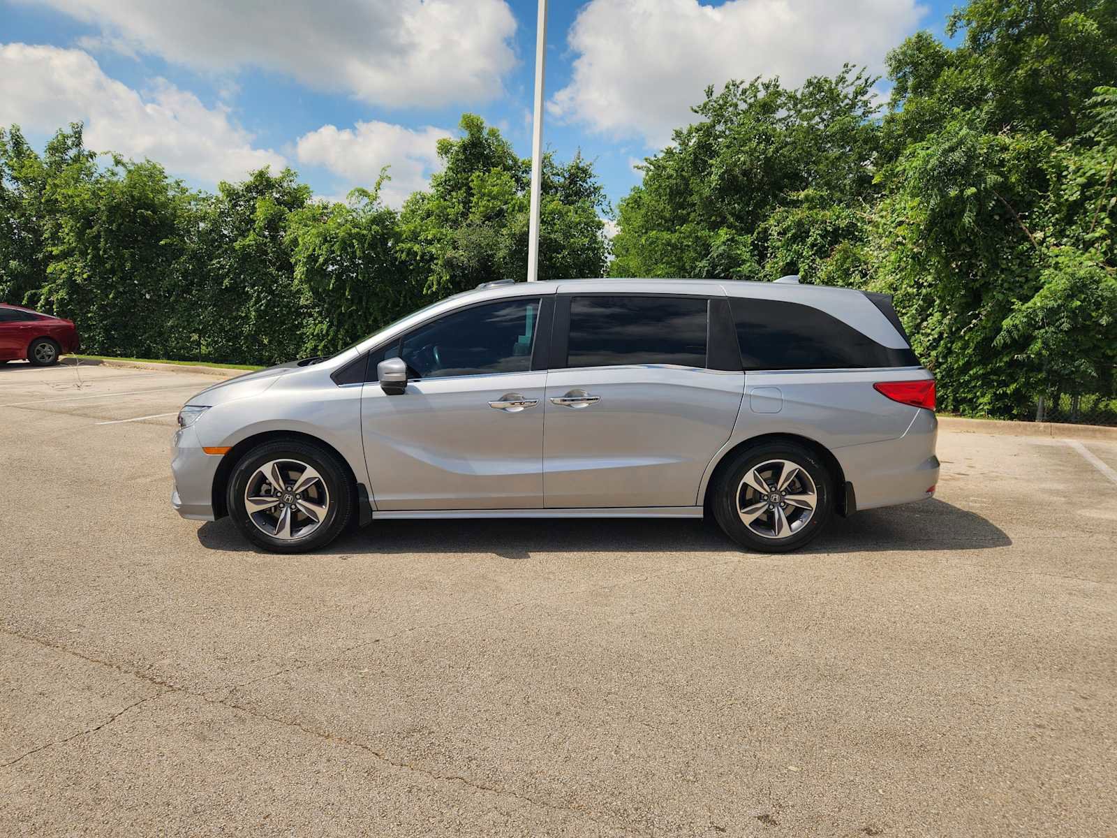 Used 2018 Honda Odyssey Touring image 4