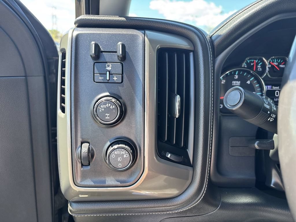 Used 2017 Chevrolet Silverado 1500 High Country w/ High Desert Package AWD/4WD image 21