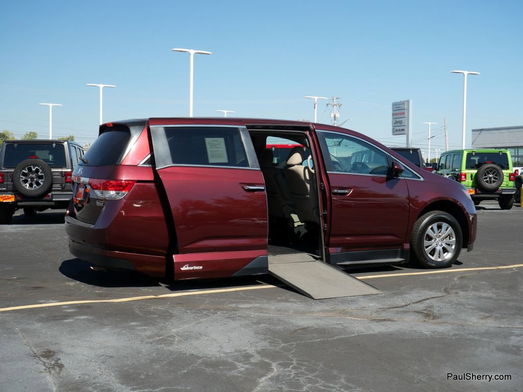 Used 2016 Honda Odyssey EX image 10