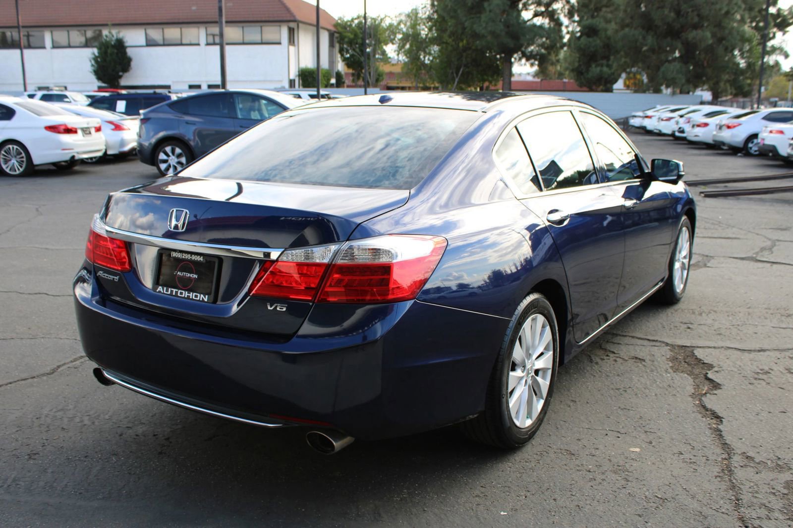 Used 2014 Honda Accord EX-L image 41