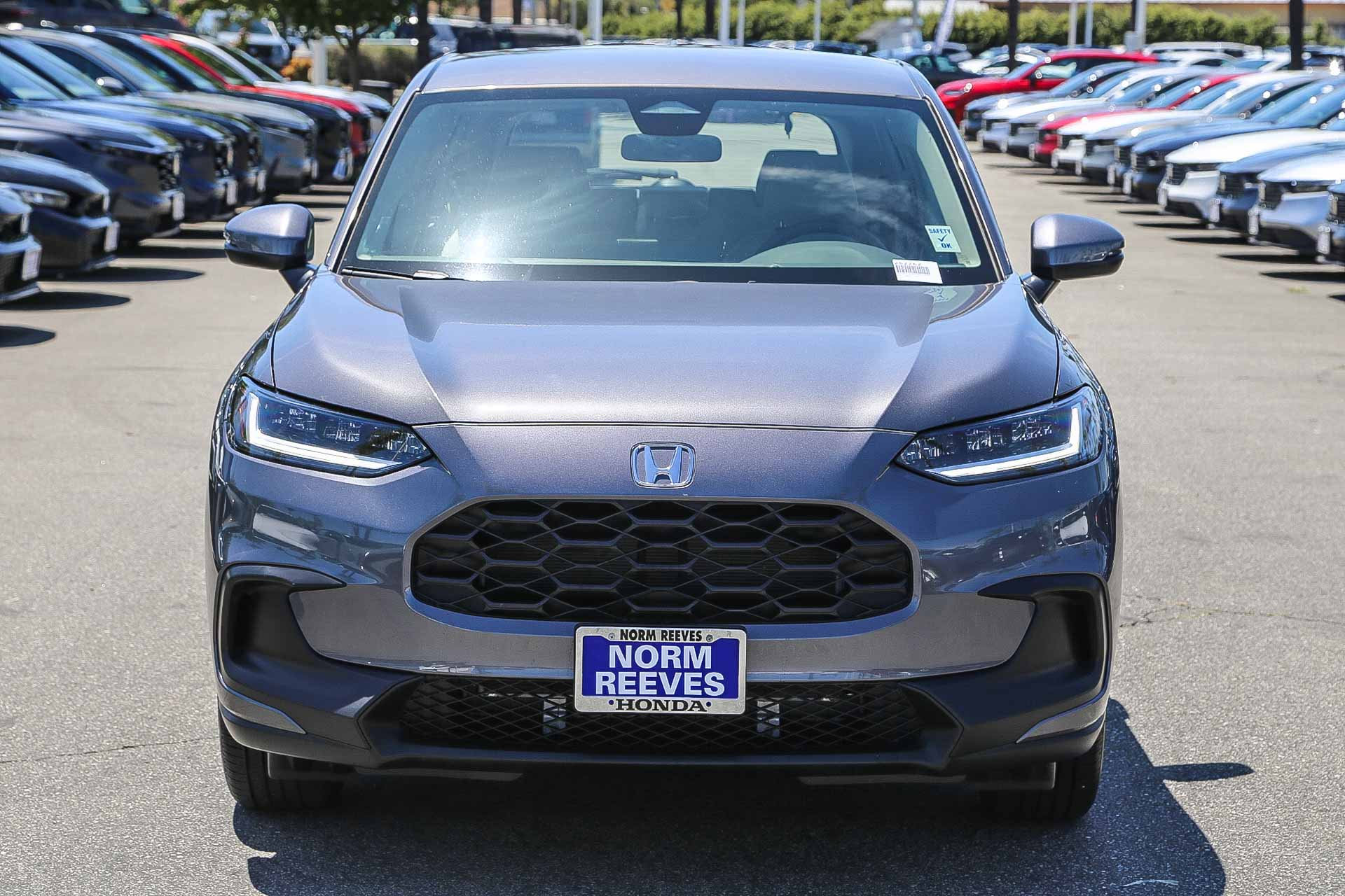 Certified 2025 Honda HR-V LX image 2