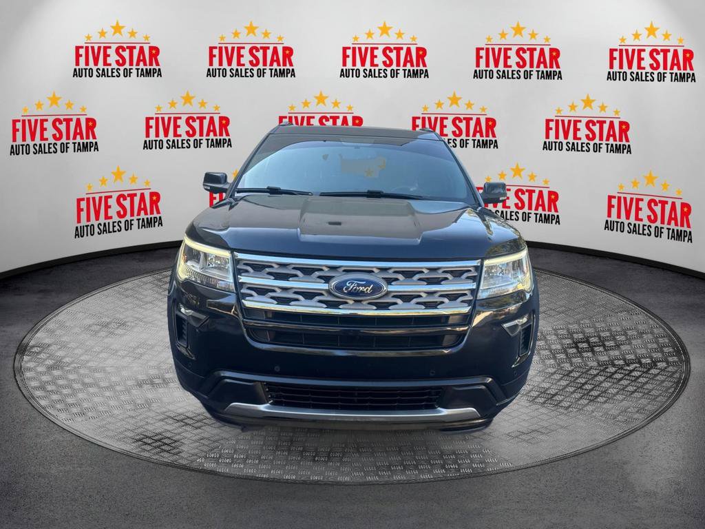 Used 2018 Ford Explorer XLT w/ Equipment Group 202A FWD image 2