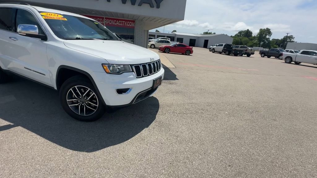 Used 2021 Jeep Grand Cherokee Limited image 2