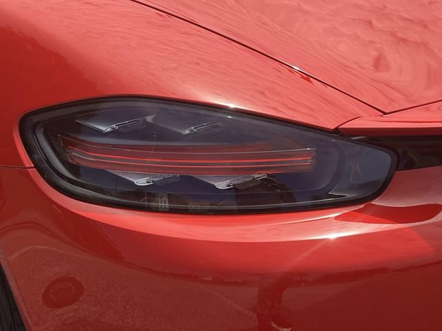Used 2021 Porsche 718 Boxster RWD image 10
