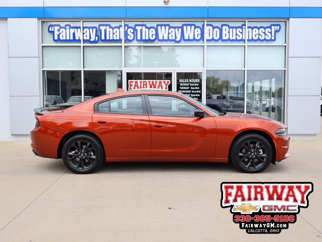 Used 2023 Dodge Charger SXT w/ Blacktop Package AWD/4WD image 1
