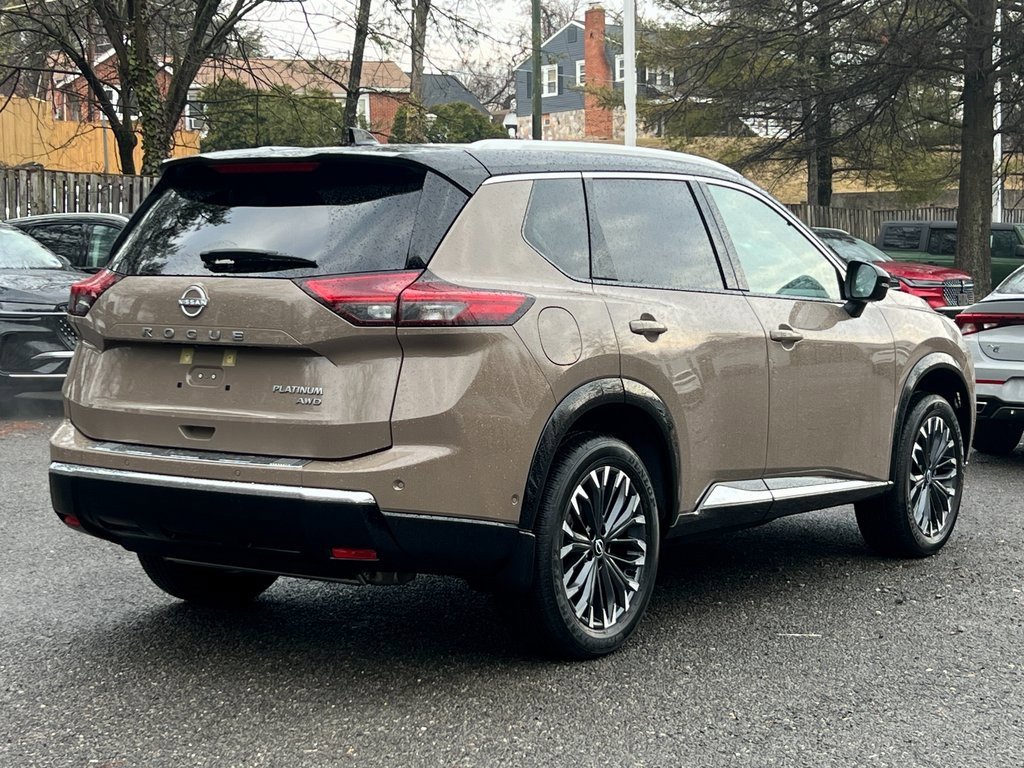 Used 2024 Nissan Rogue Platinum w/ Platinum Premium Package image 5