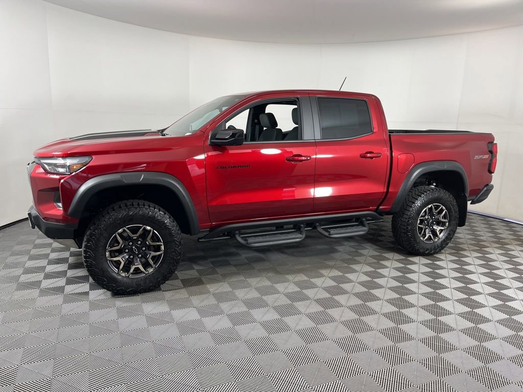 Certified 2024 Chevrolet Colorado ZR2 w/ Technology Package image 2