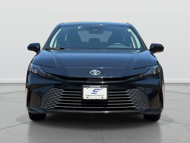 Used 2025 Toyota Camry LE w/ Convenience Package AWD/4WD image 2