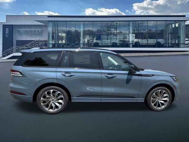 New 2026 Lincoln Aviator AWD w/ Jet Appearance Package image 9
