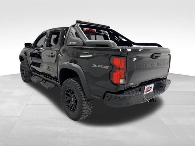 Certified 2025 Chevrolet Colorado ZR2 w/ Midnight Edition image 3