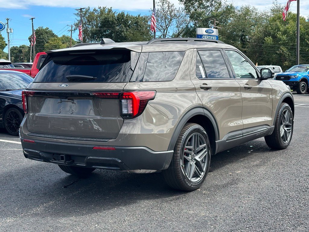 New 2027 Ford Explorer ST-Line w/ Premium Package AWD/4WD image 35