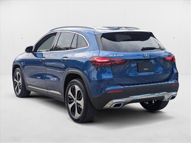Used 2025 Mercedes-Benz GLA 250 image 8