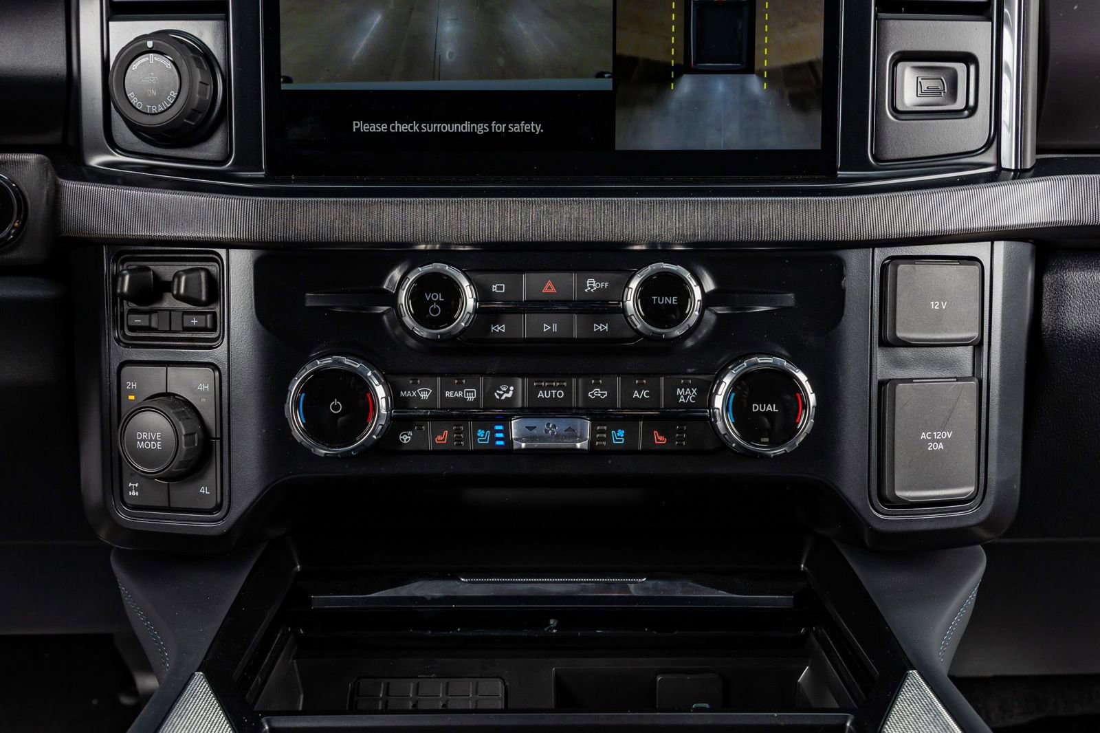 Used 2026 Ford F250 Platinum AWD/4WD image 26