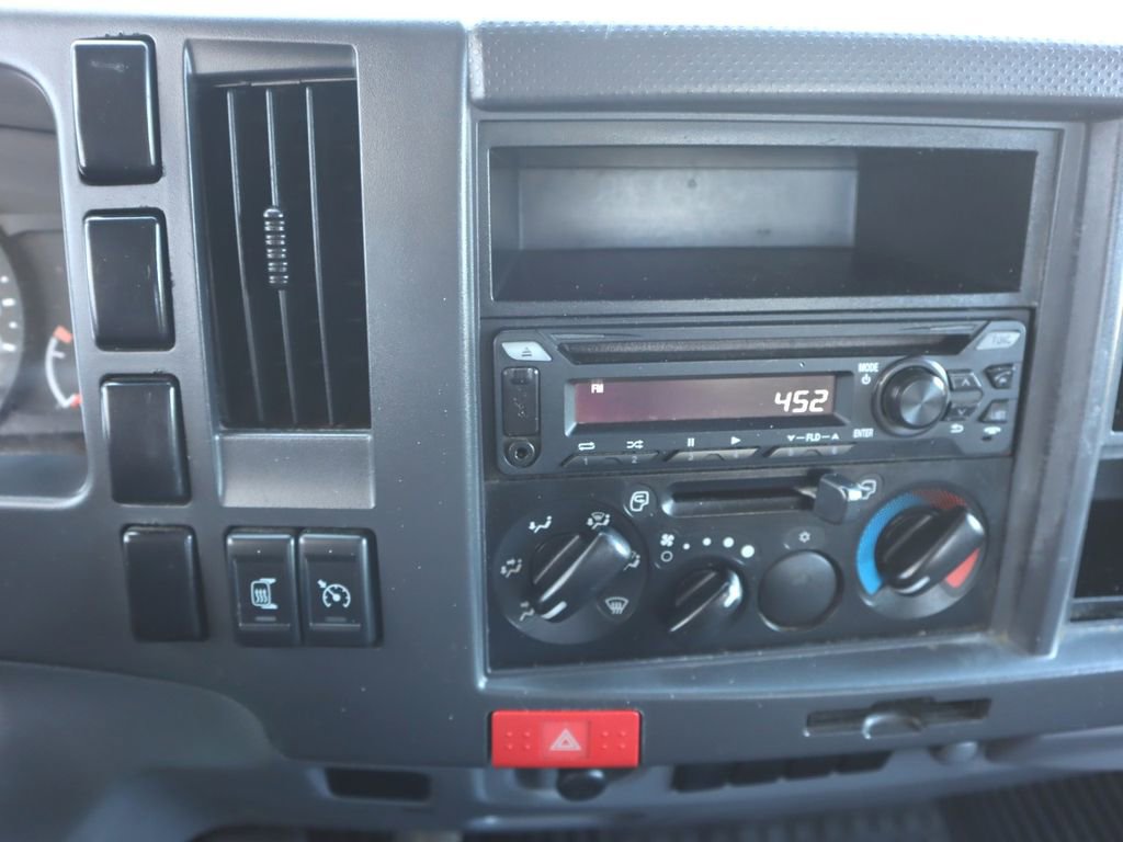 Used 2019 Isuzu NPR image 14