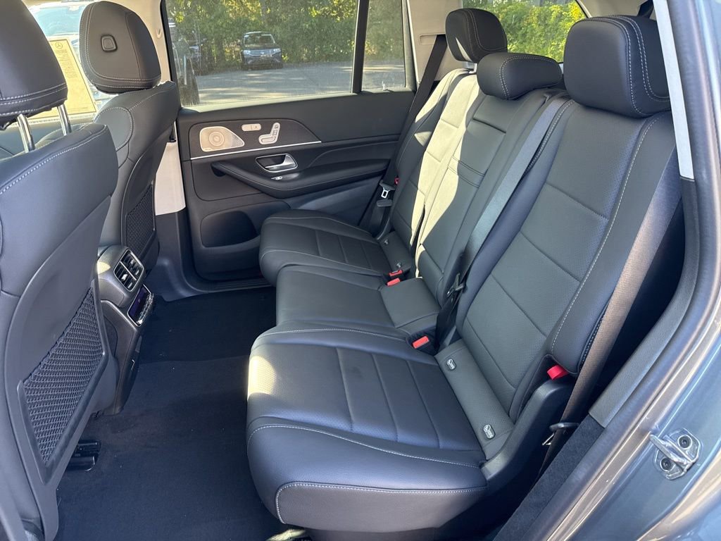 New 2026 Mercedes-Benz GLS 450 4MATIC image 18