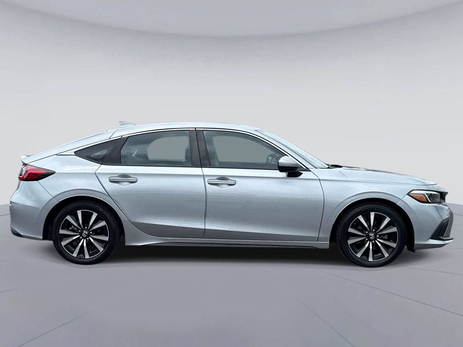 Certified 2024 Honda Civic EX-L image 2