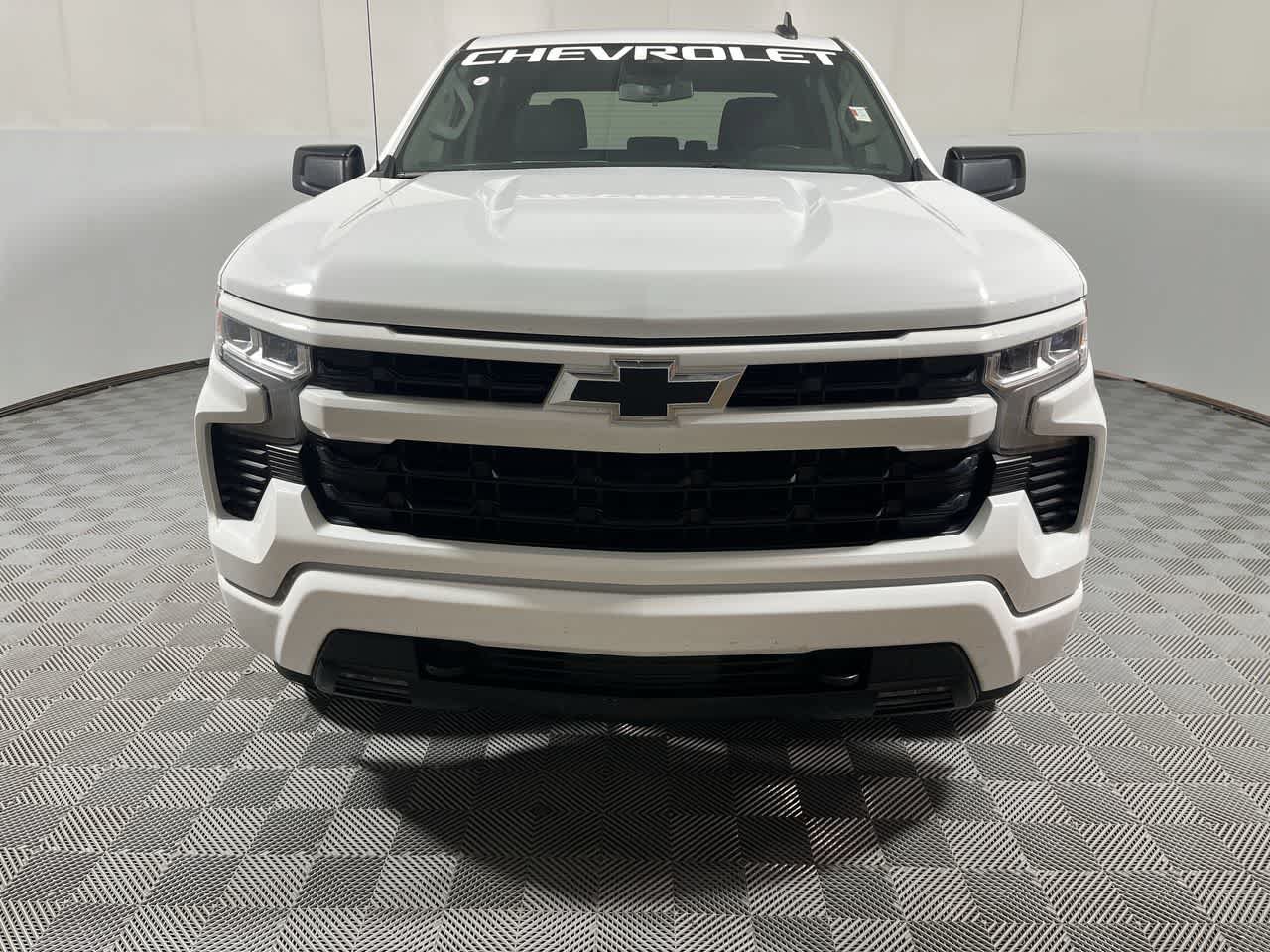Used 2023 Chevrolet Silverado 1500 RST w/ Protection Package AWD/4WD image 3