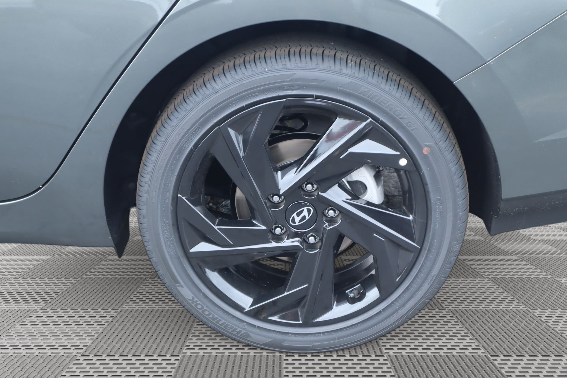 New 2026 Hyundai Elantra Sport FWD image 5