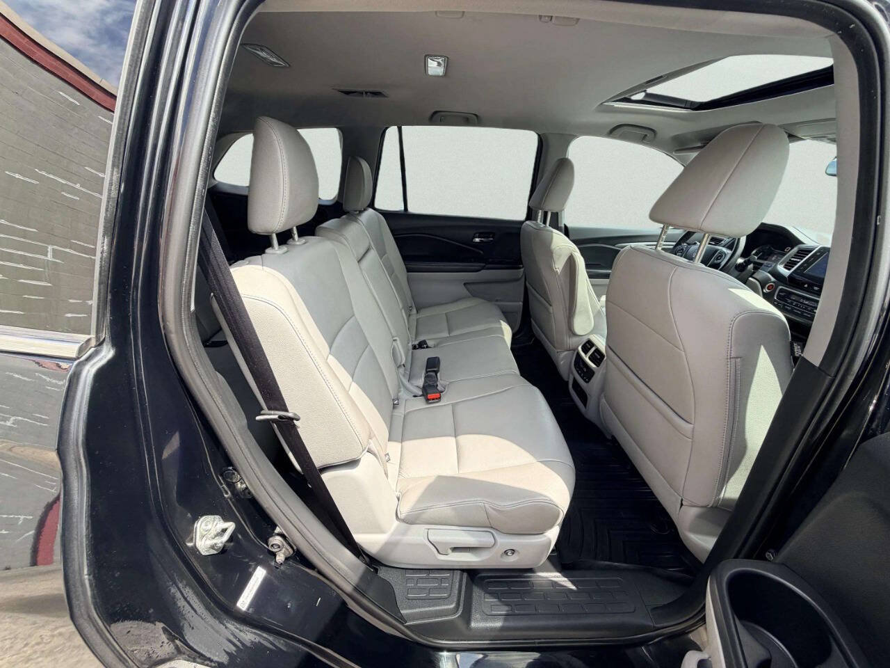 Used 2016 Honda Pilot EX-L image 32