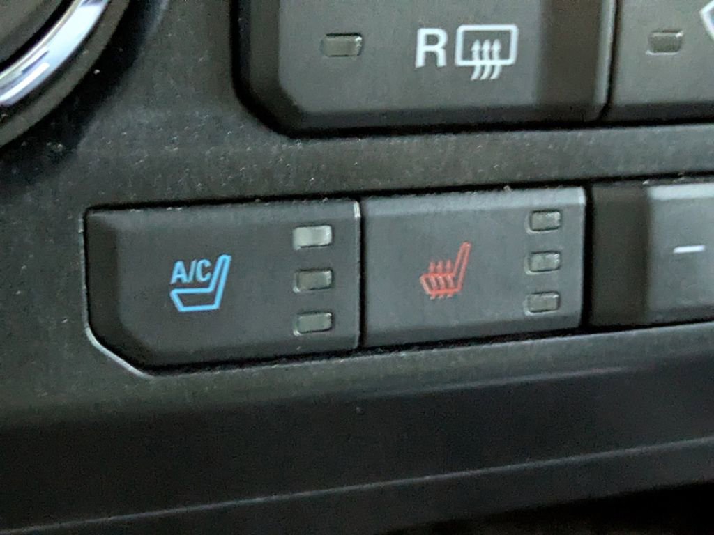 Used 2017 Ford F250 Lariat w/ Lariat Value Package image 22