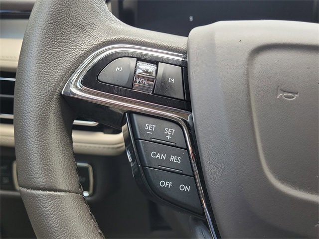 Certified 2023 Lincoln Nautilus FWD w/ Premium Package image 12