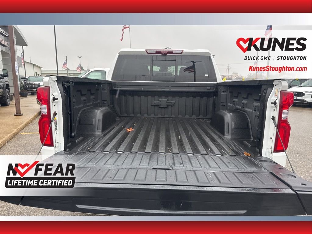Used 2022 Chevrolet Silverado 1500 LTZ w/ LTZ Premium Package image 19