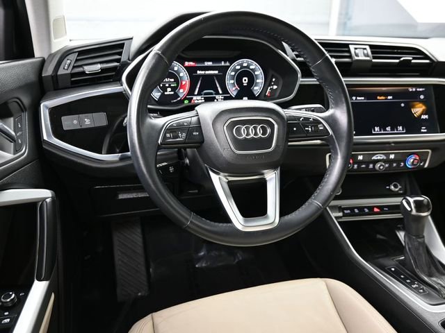 Used 2019 Audi Q3 2.0T Premium Plus w/ Premium Plus Package AWD/4WD image 19