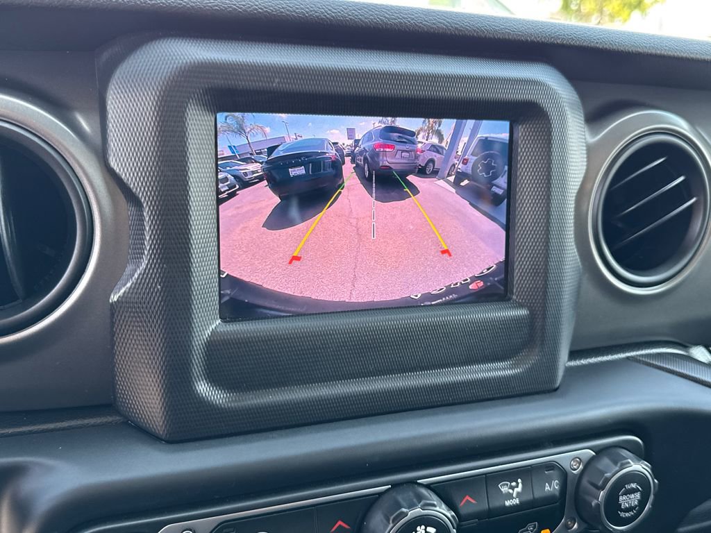 Certified 2023 Jeep Wrangler Unlimited AWD/4WD image 28