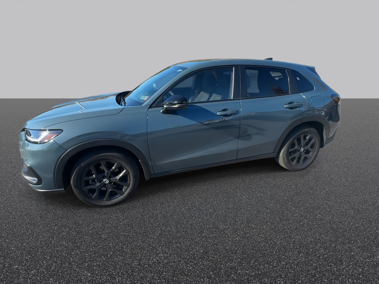 Used 2025 Honda HR-V Sport image 5