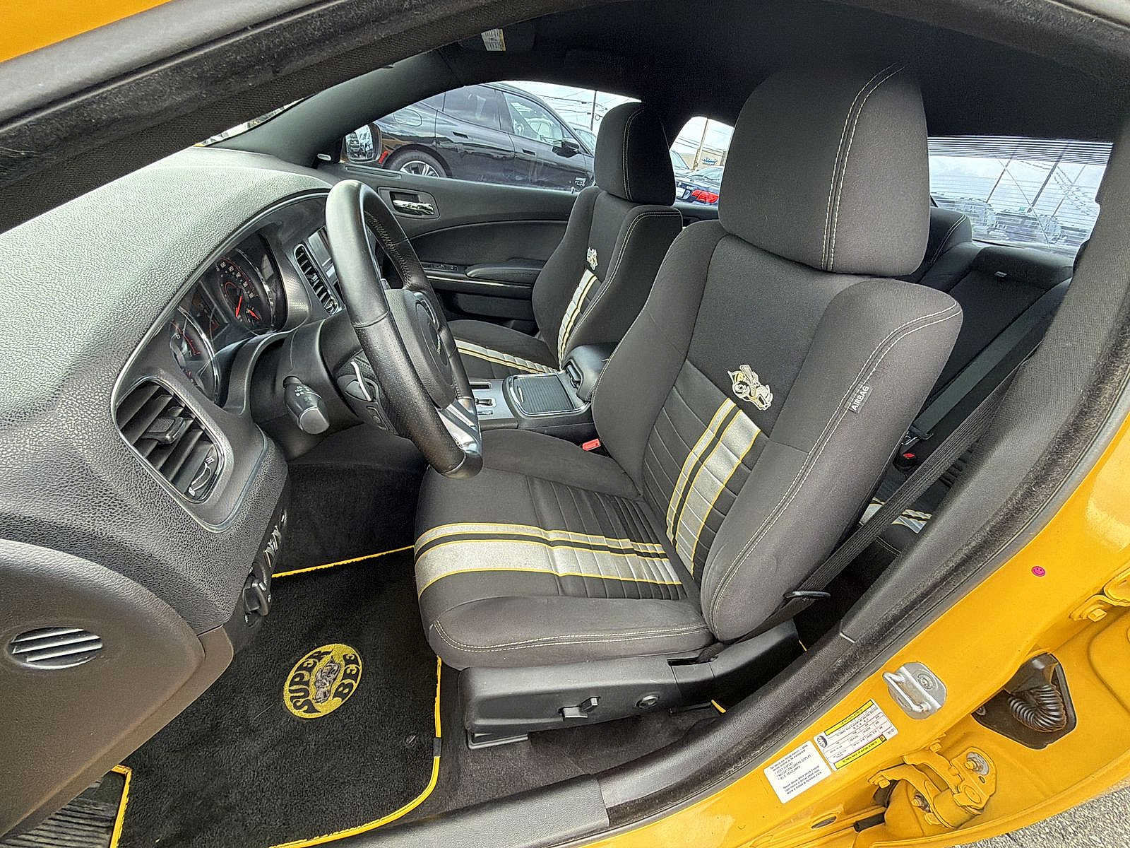 Used 2012 Dodge Charger SRT8 Super Bee w/ Driver Convenience Group II RWD image 19