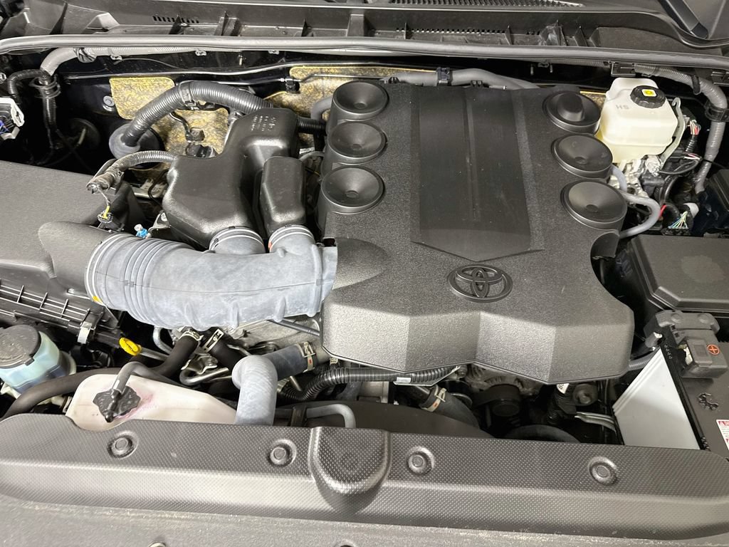 Certified 2024 Toyota 4Runner Limited AWD/4WD image 35