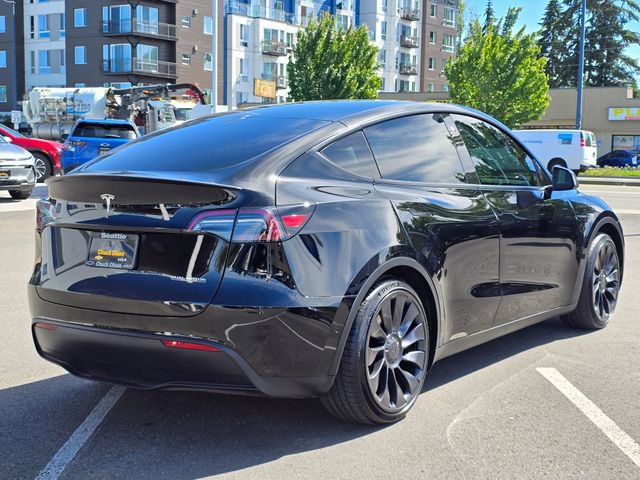 Used 2022 Tesla Model Y Performance AWD/4WD image 6