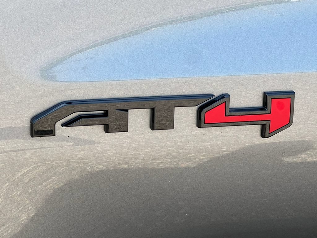 Used 2021 GMC Sierra 1500 AT4 w/ AT4 Premium Package AWD/4WD image 18