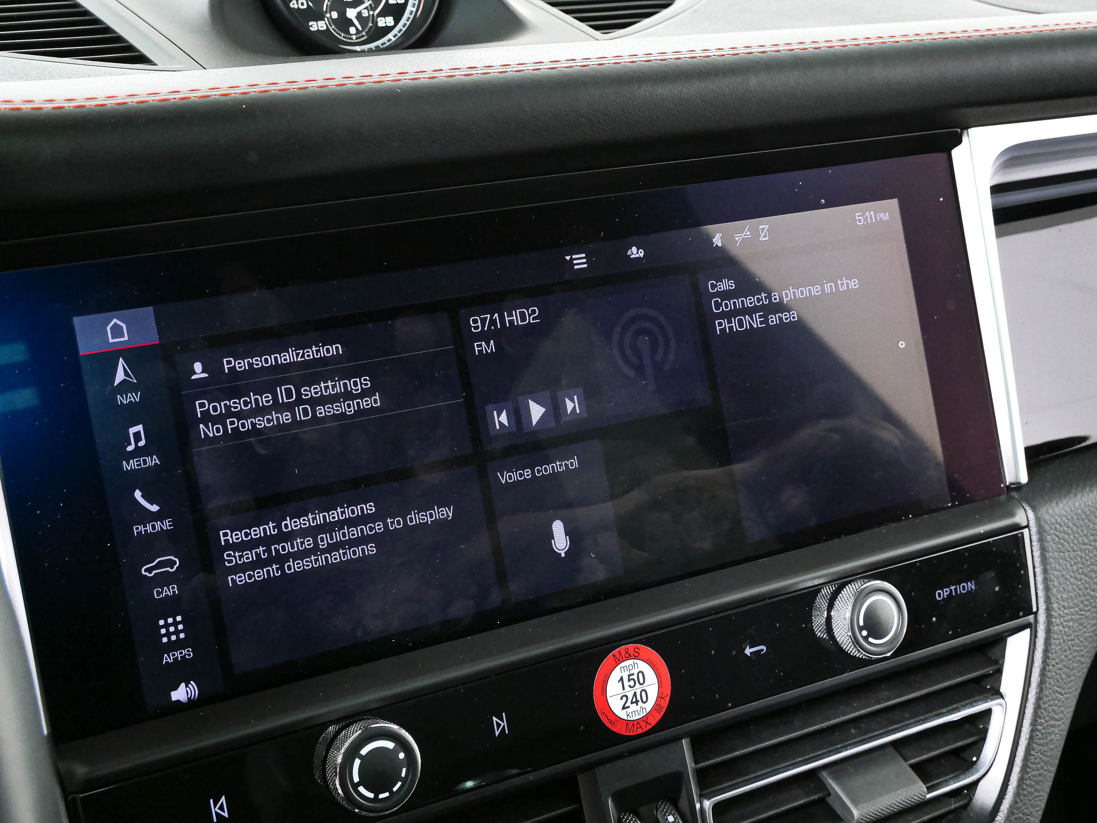 Certified 2024 Porsche Macan S AWD/4WD image 14