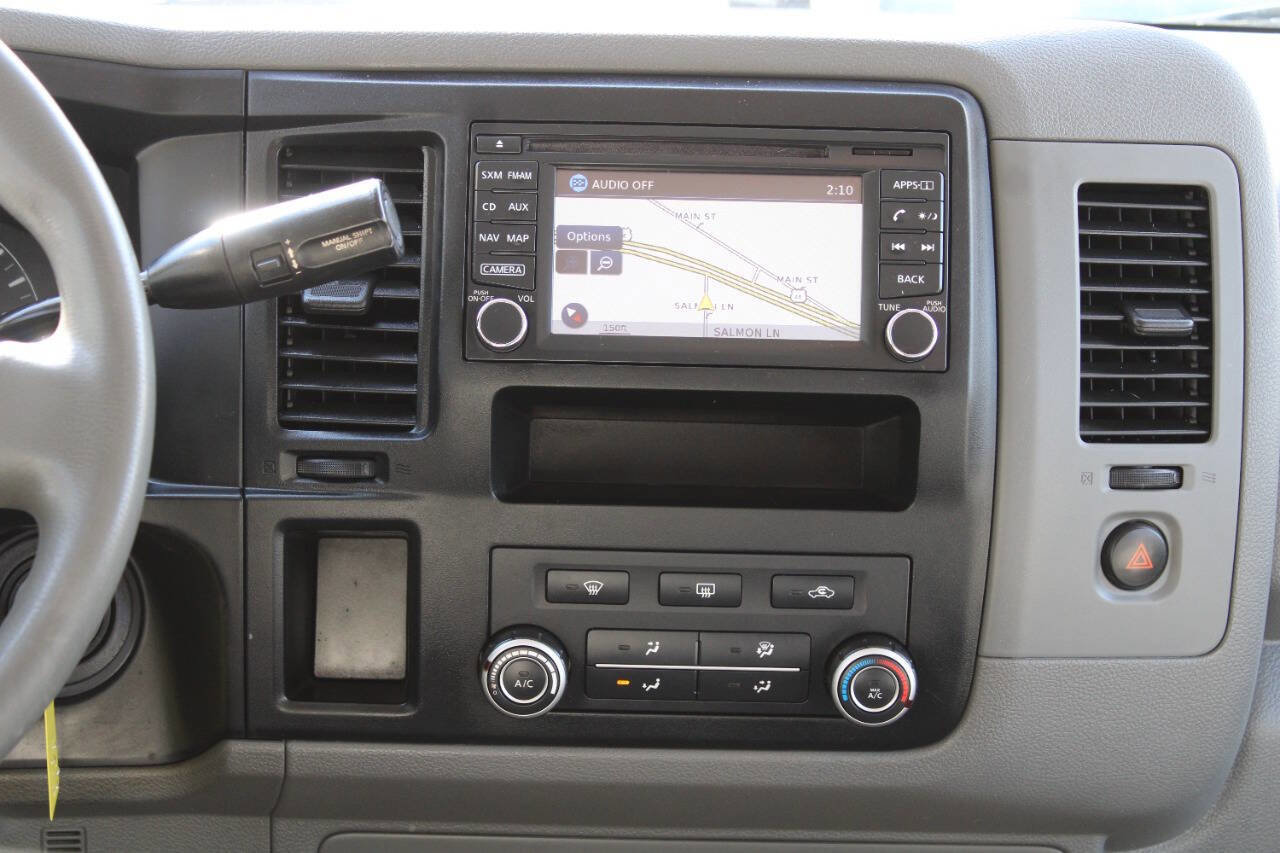 Used 2016 Nissan NV 3500 SV w/ SV Technology Package image 29