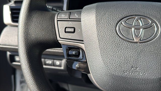 Used 2025 Toyota Camry LE w/ Convenience Package FWD image 23