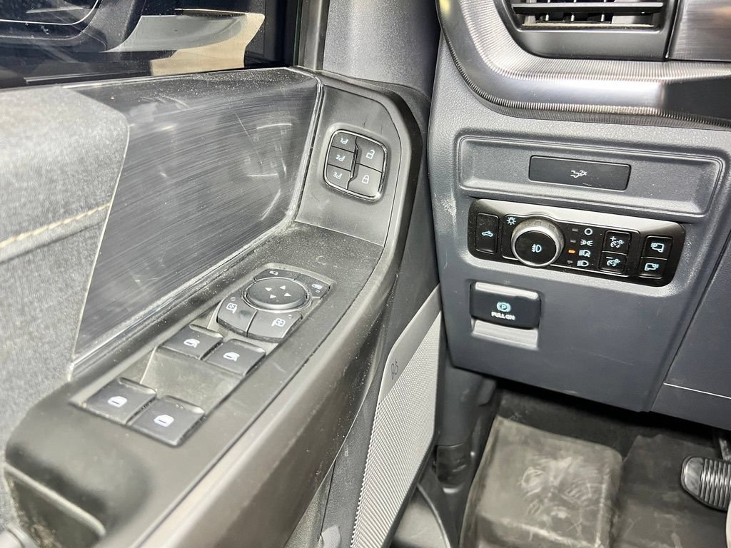 Used 2026 Ford F150 Lariat AWD/4WD image 23