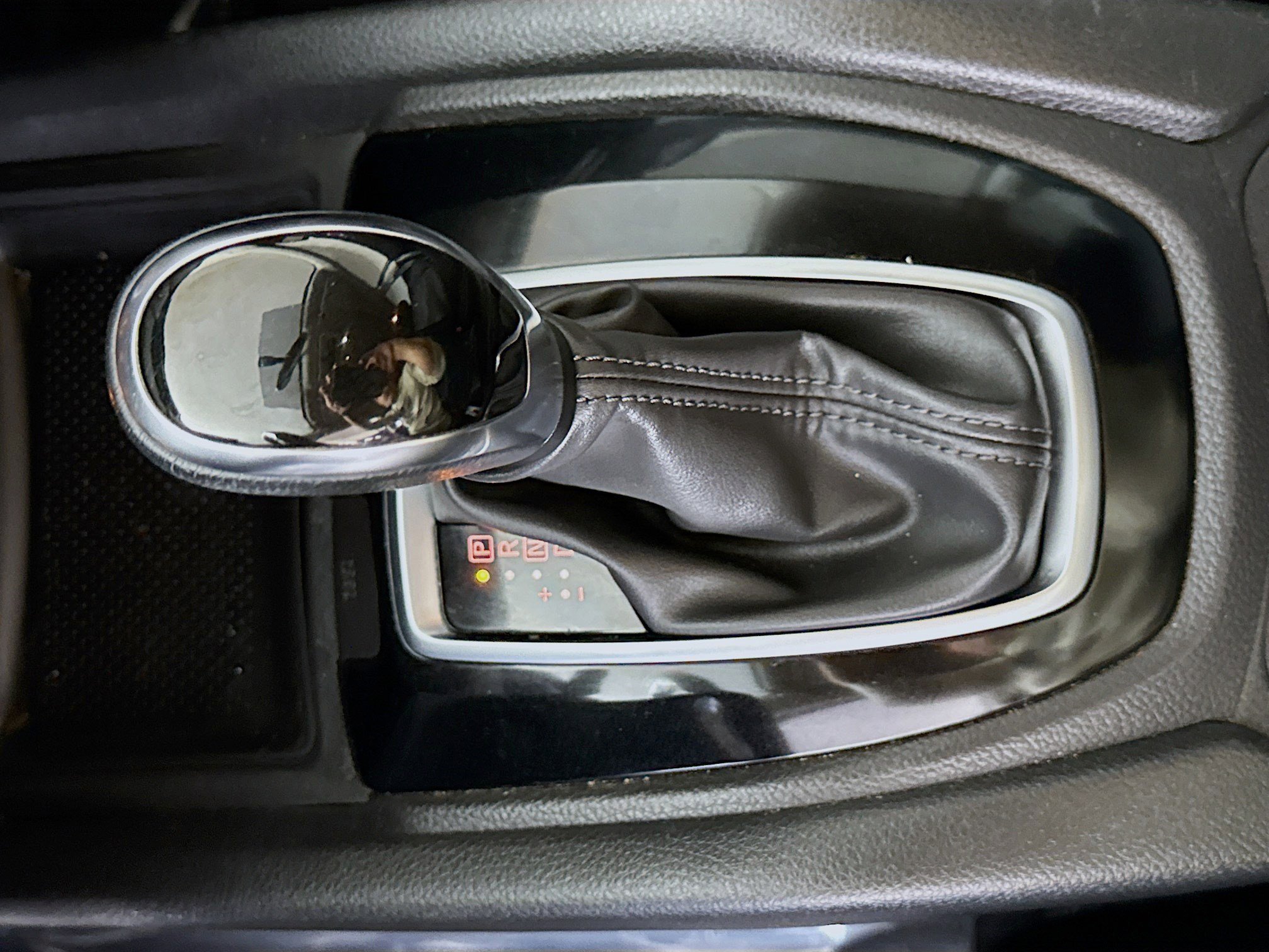 Used 2018 Nissan Rogue SV w/ Sun & Sound Touring Package image 20