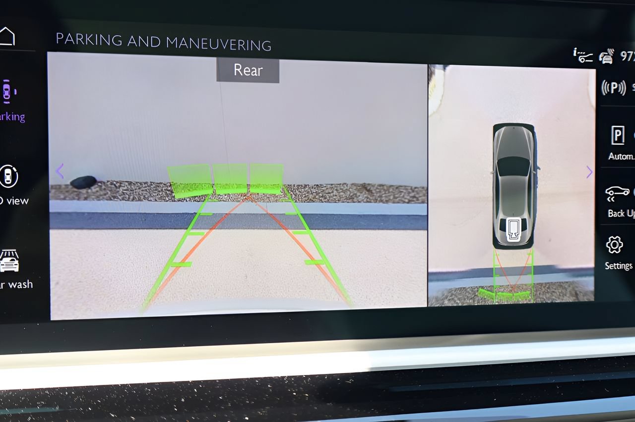 New 2027 Rolls-Royce Ghost AWD/4WD image 29