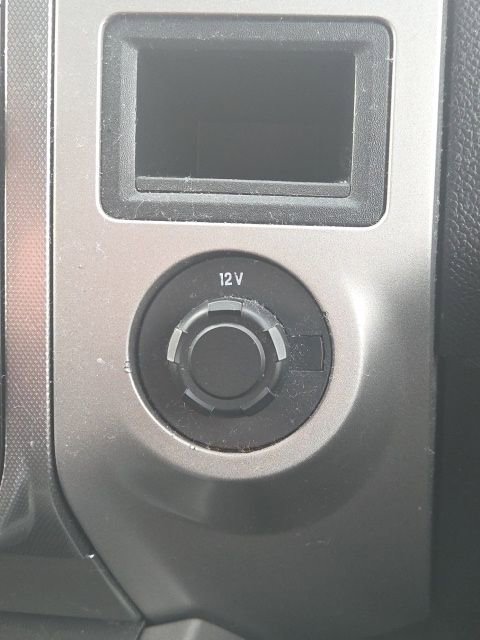 Used 2017 Ford Expedition XLT image 32