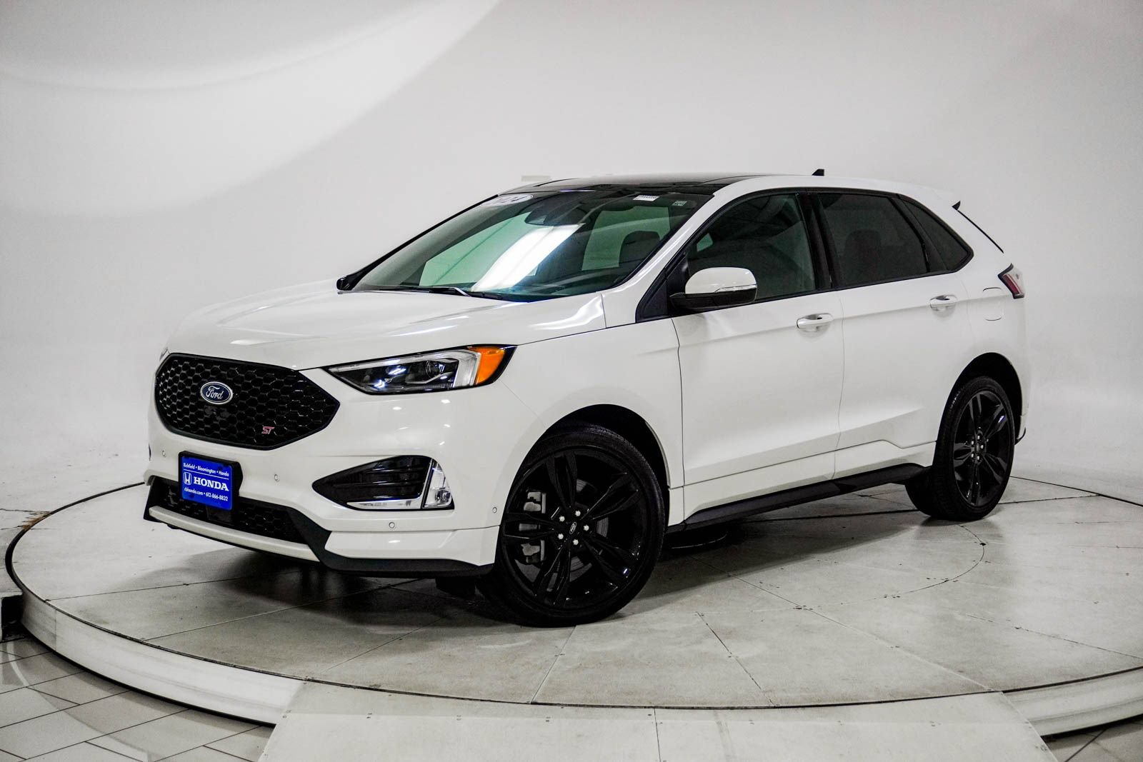 Used 2024 Ford Edge ST w/ Equipment Group 401A