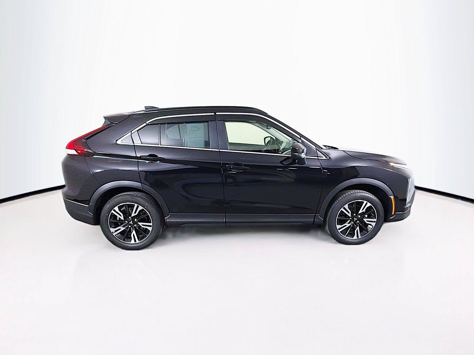 Used 2025 Mitsubishi Eclipse Cross SE AWD/4WD image 12