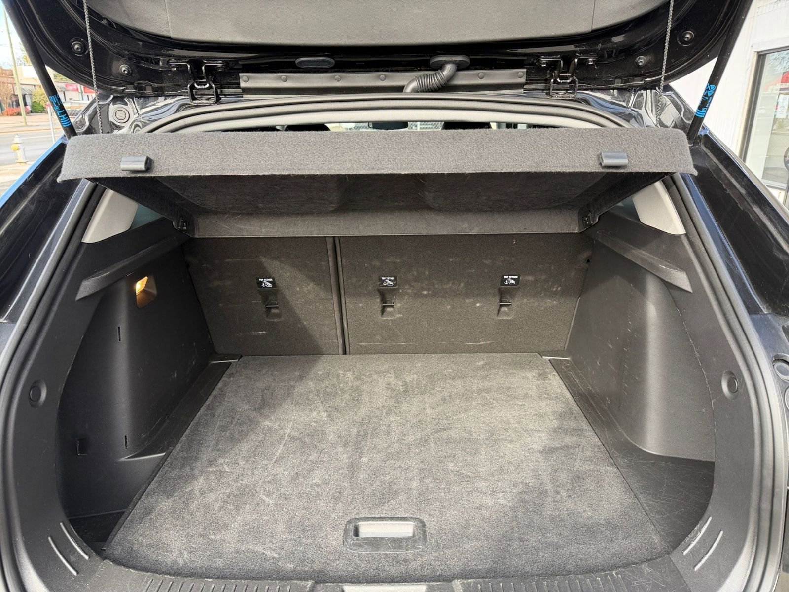 Used 2025 Chevrolet Trax LT image 29