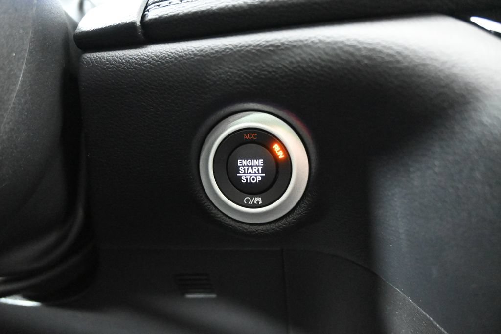 New 2027 Chrysler Pacifica Select FWD image 33