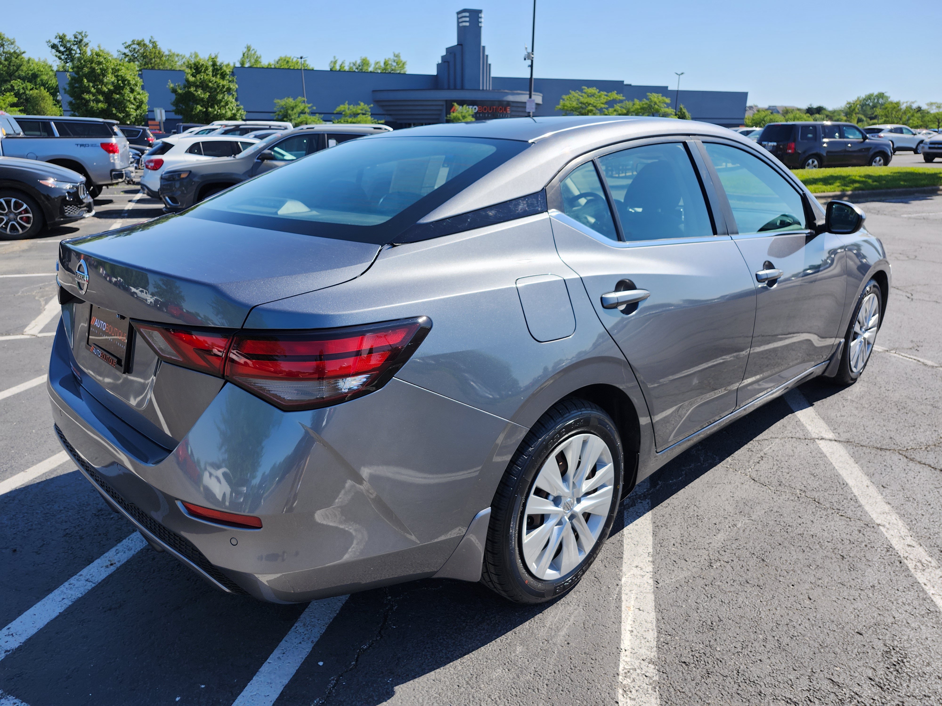 Used 2020 Nissan Sentra S FWD image 15