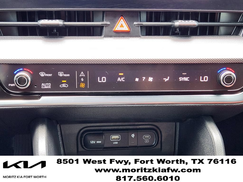 Certified 2025 Kia Sportage SX FWD image 18