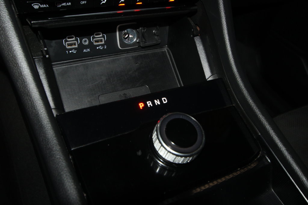 Used 2024 Jeep Grand Cherokee Altitude AWD/4WD image 16